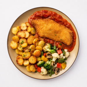 Kipschnitzel stroganoff met aardappeltjes en groentemix